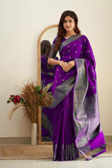 Women Banarasi Silk Saree with Woven Motifs